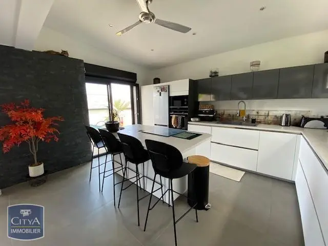 Photo 3 Maison 4 pièces 95m²