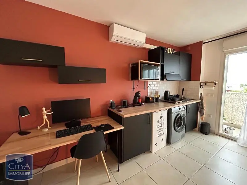 Photo 1 Appartement 1 pièce 27.82m²