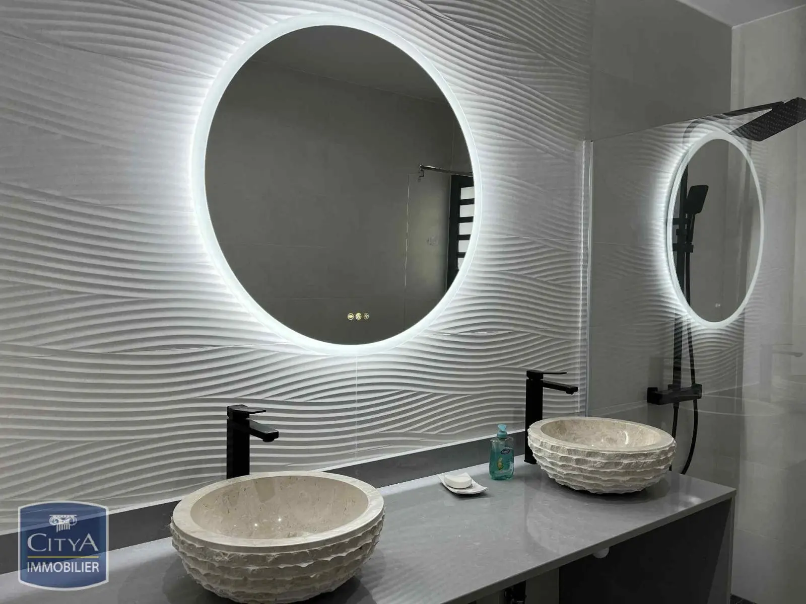 Photo 1 Maison 4 pièces 90m²