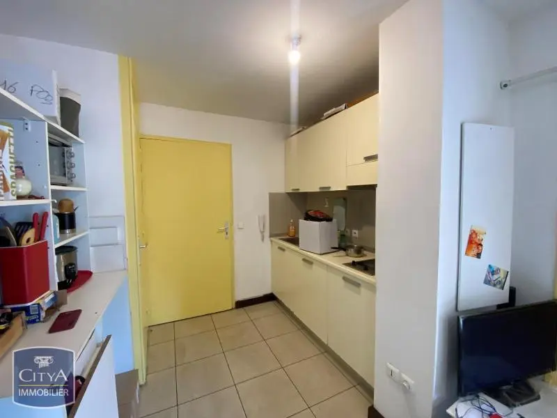 Photo 1 Appartement 1 pièce 24.35m²
