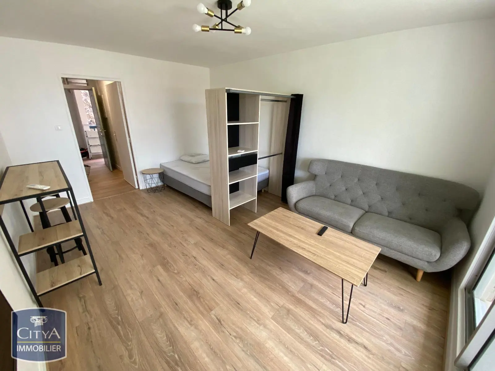 Photo 2 Appartement 1 pièce 25m²