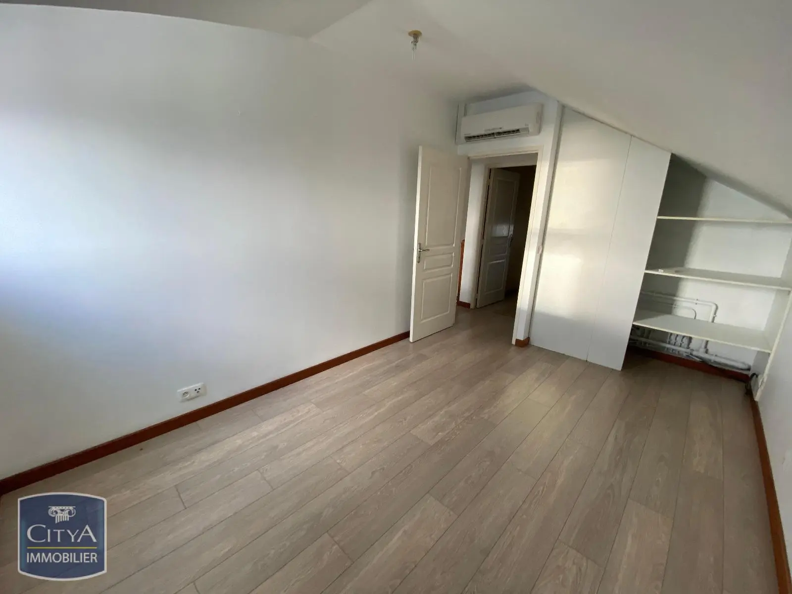 Photo 13 Appartement 4 pièces 84m²