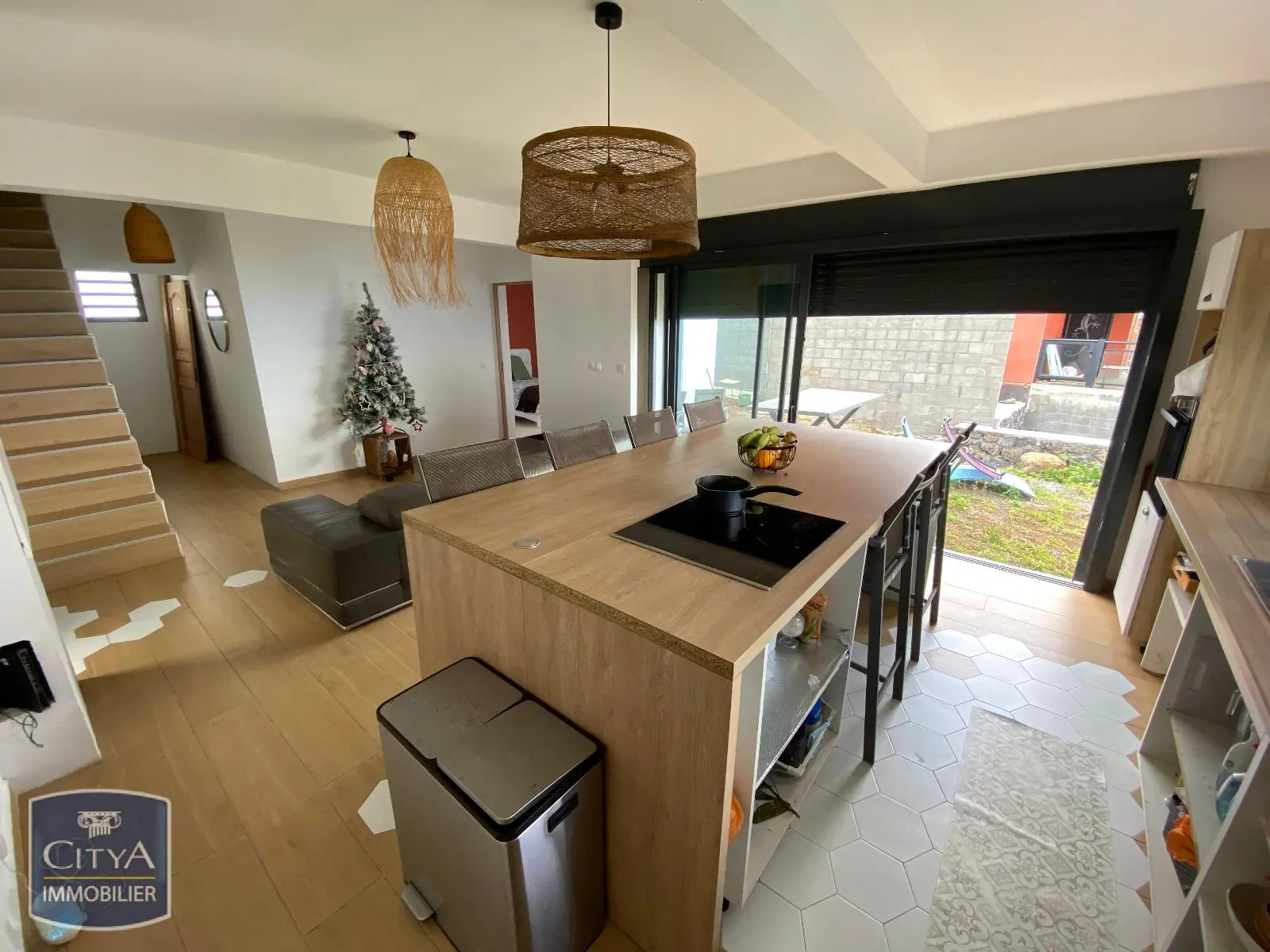 Photo 1 Maison 4 pièces 98.17m²