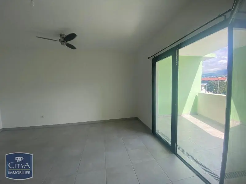Photo 3 Appartement 1 pièce 32.3m²