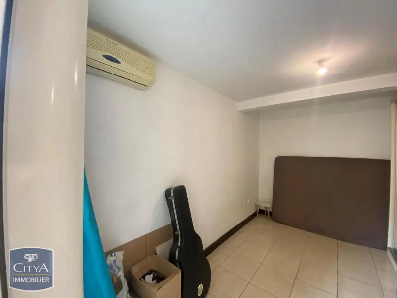 Photo 2 Appartement 1 pièce 24.35m²