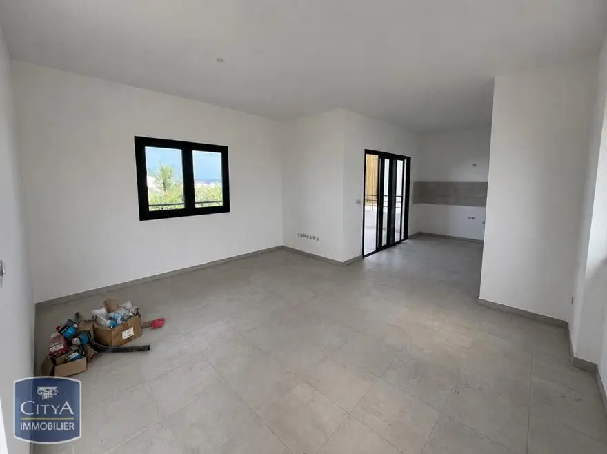 Appartement 3 pièces 67 m² · à Saint-Pierre · 67,1 m² · 890 €