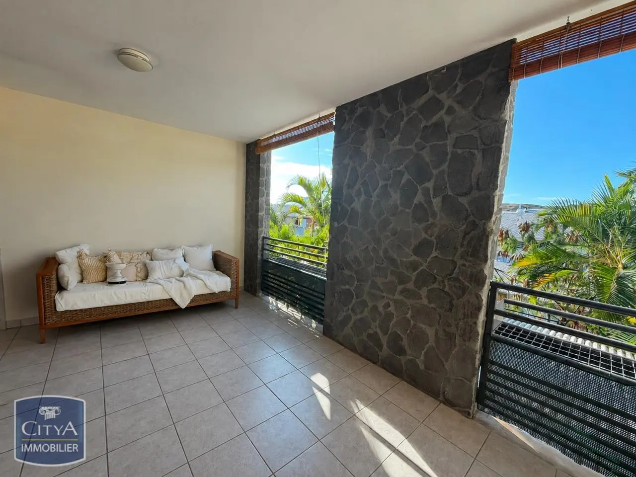 Photo 1 Appartement 4 pièces 77.29m²