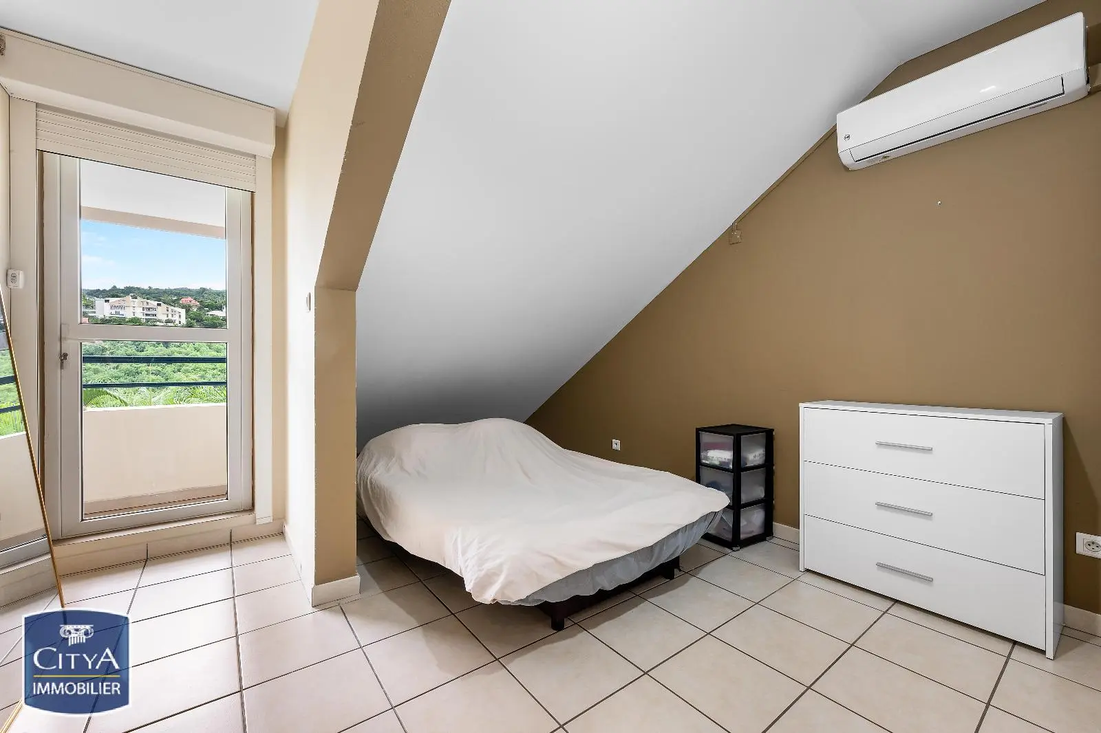 Photo 8 Appartement 4 pièces 99.89m²