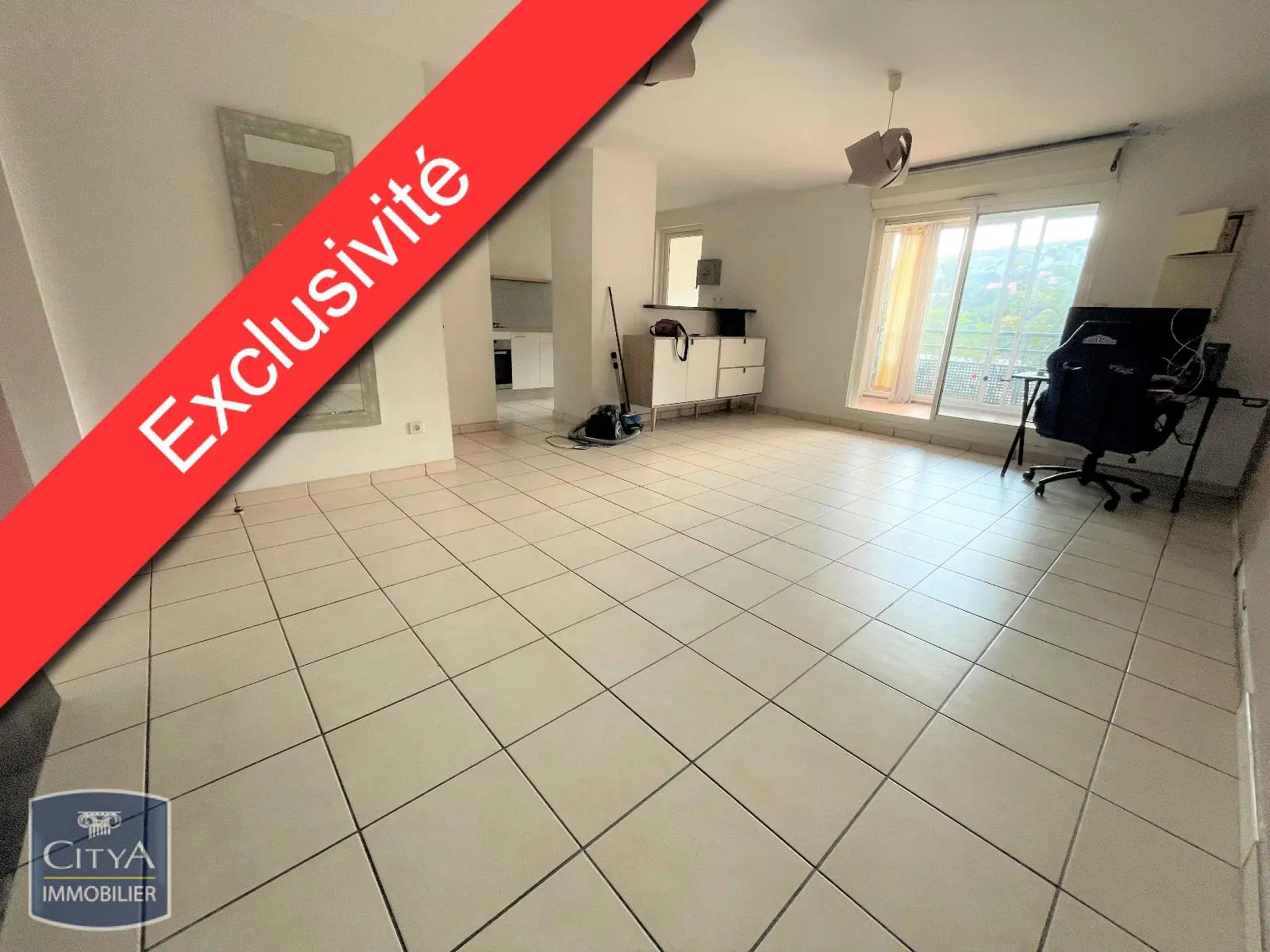 Photo 1 Appartement 4 pièces 85m²
