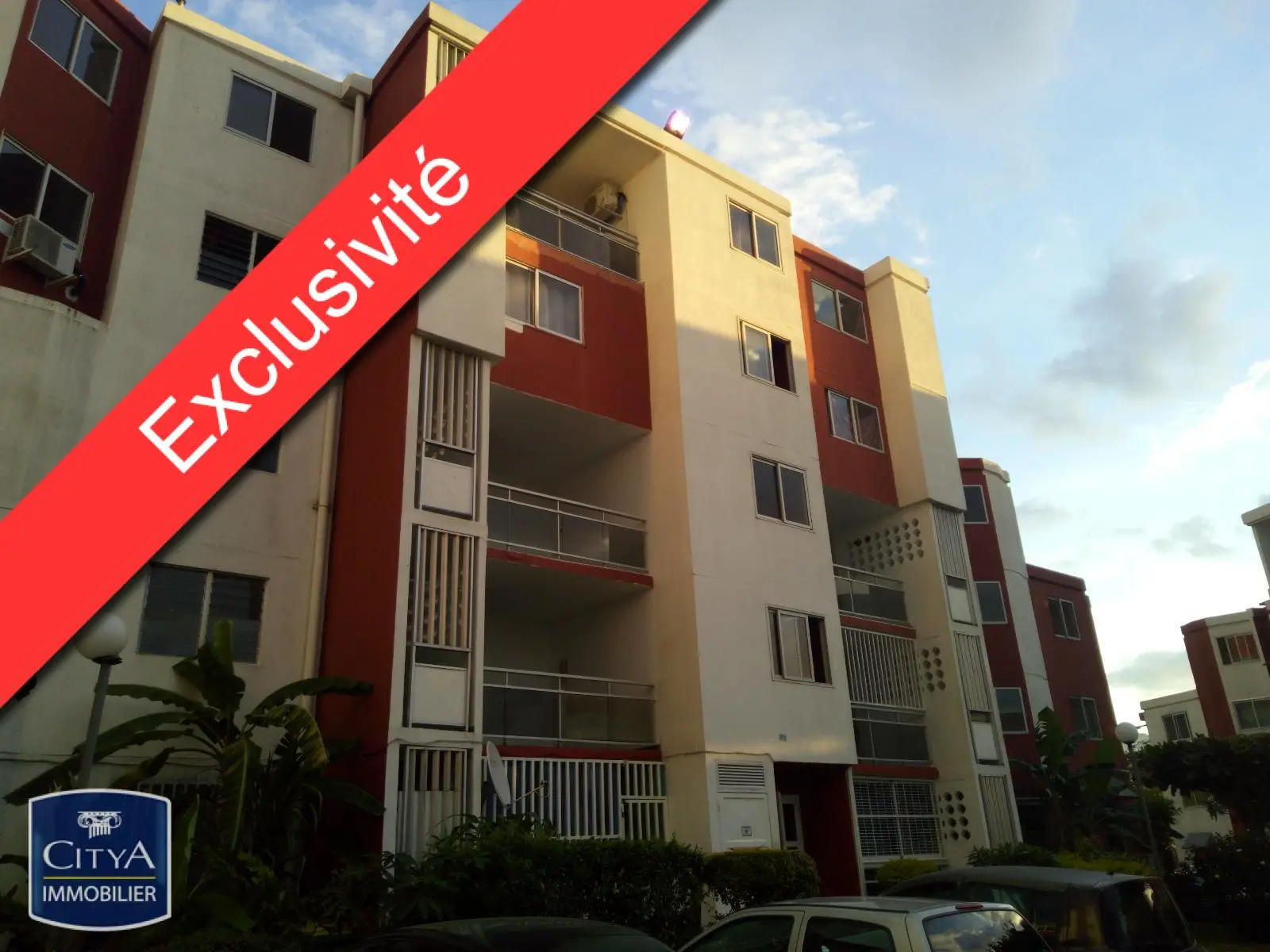 Photo 1 Appartement 1 pièce 35m²