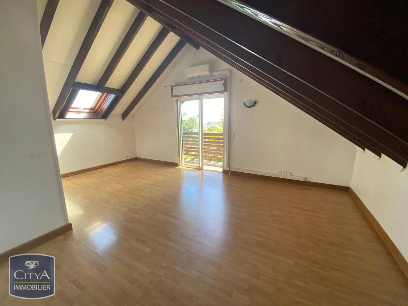 Photo 11 Maison 5 pièces 150m²