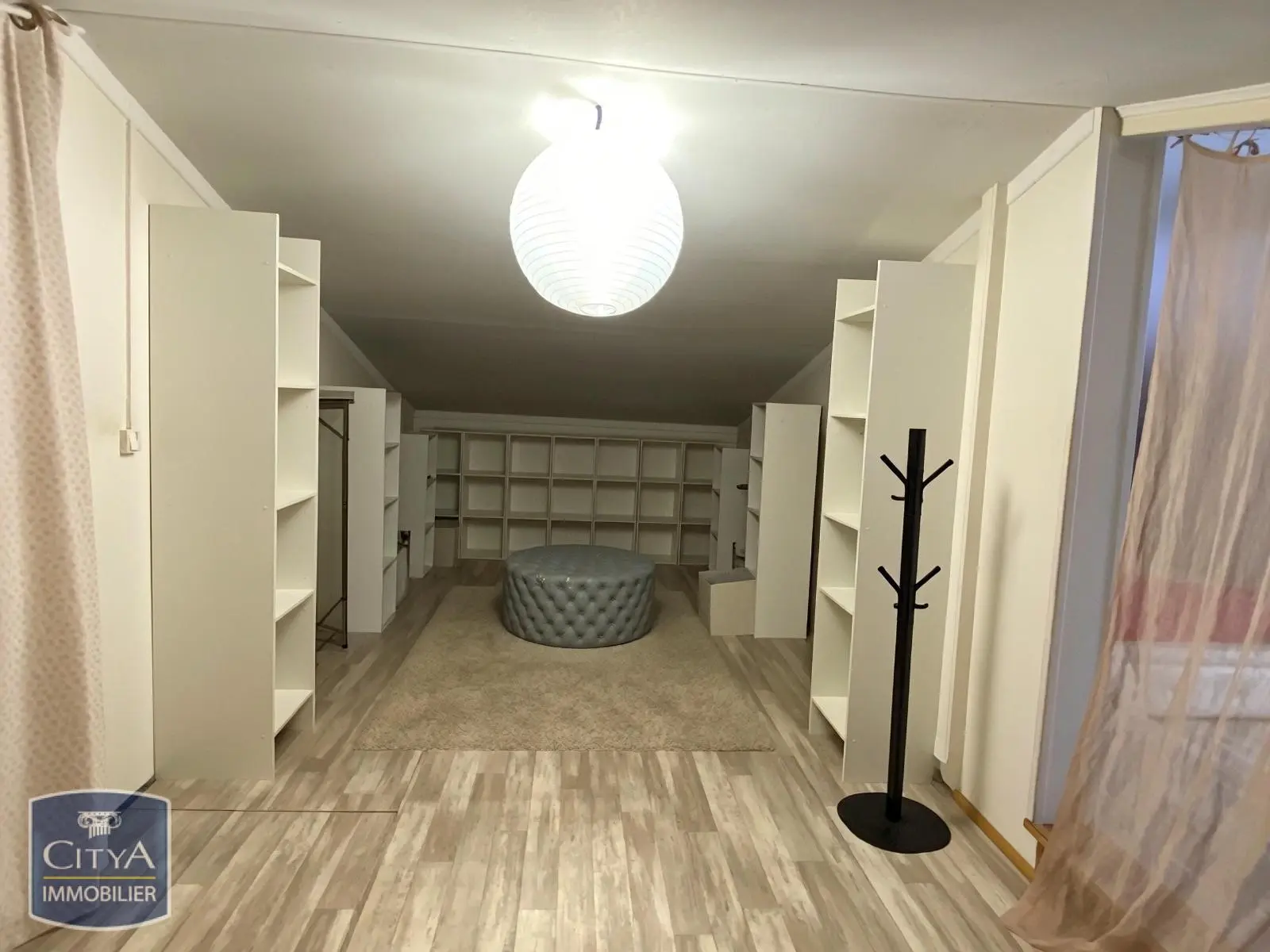 Photo 10 Maison 4 pièces 195m²