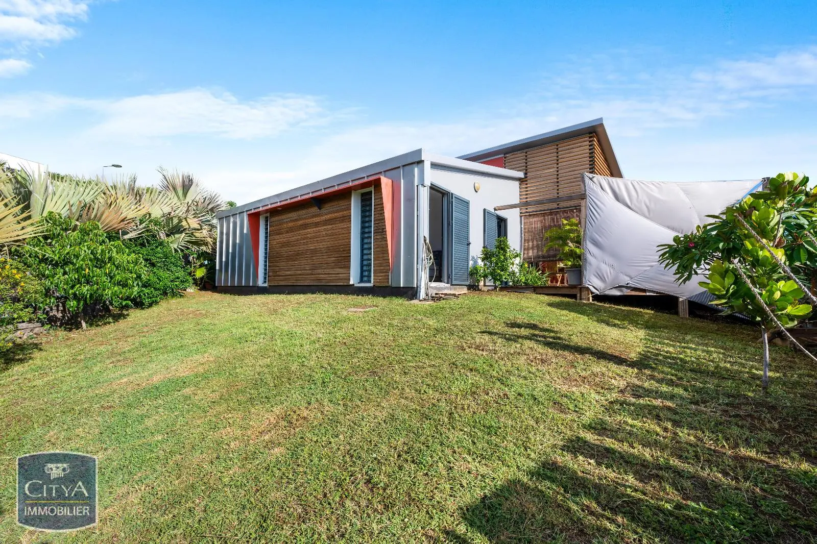 Photo 1 Maison 4 pièces 81m²