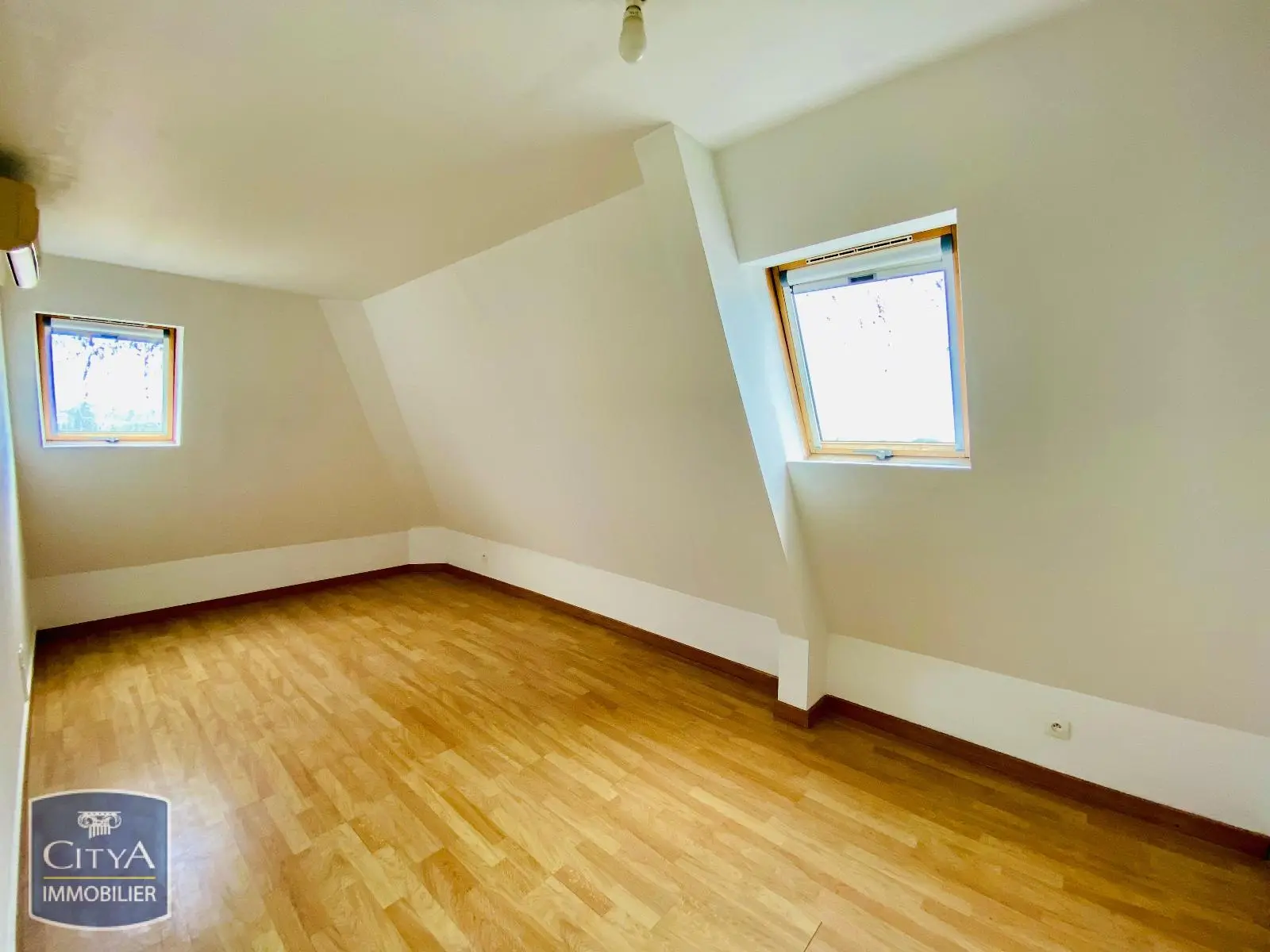 Photo 11 Appartement 5 pièces 111m²