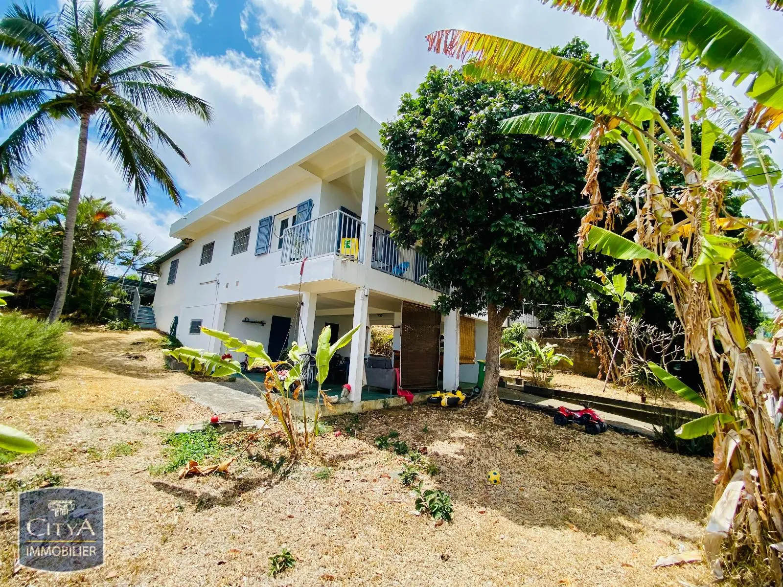 Photo 1 Maison 4 pièces 110m²