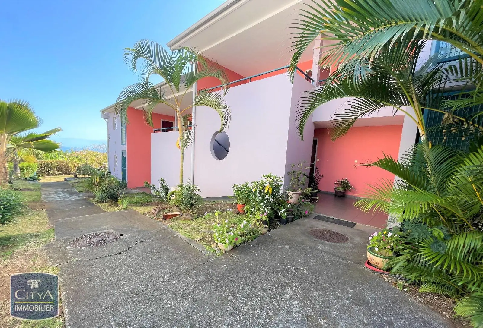 Photo 1 Appartement 4 pièces 85m²