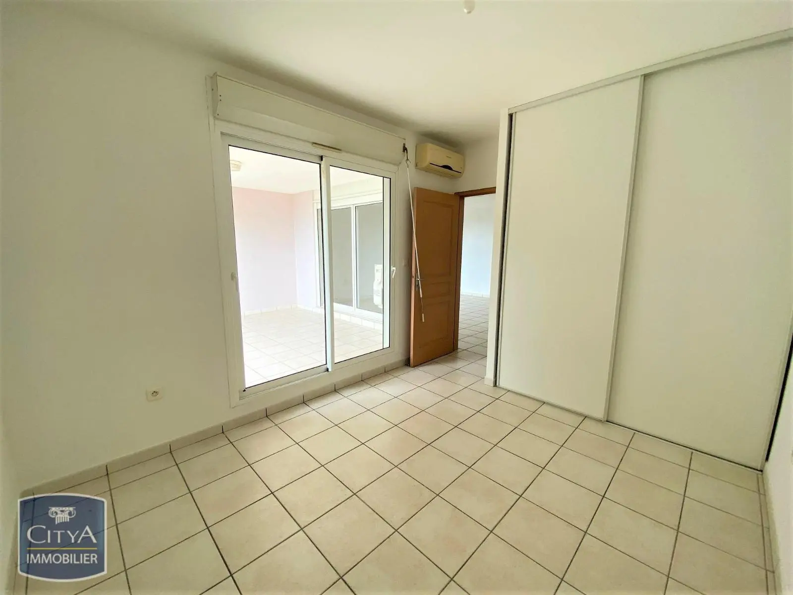 Photo 3 Appartement 4 pièces 83m²