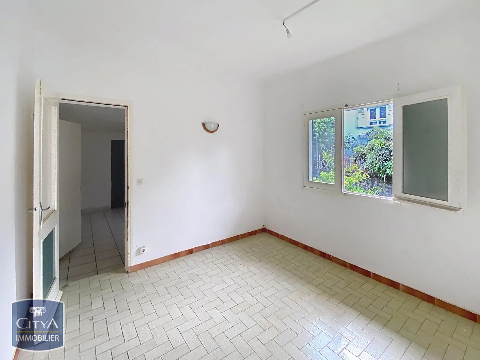 Photo 10 Maison 4 pièces 110m²