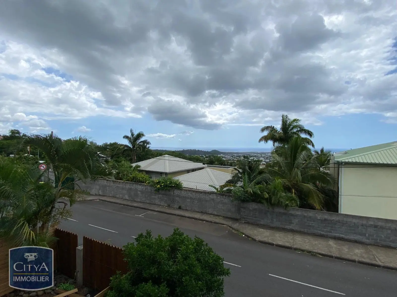 Photo 1 appartement La Possession