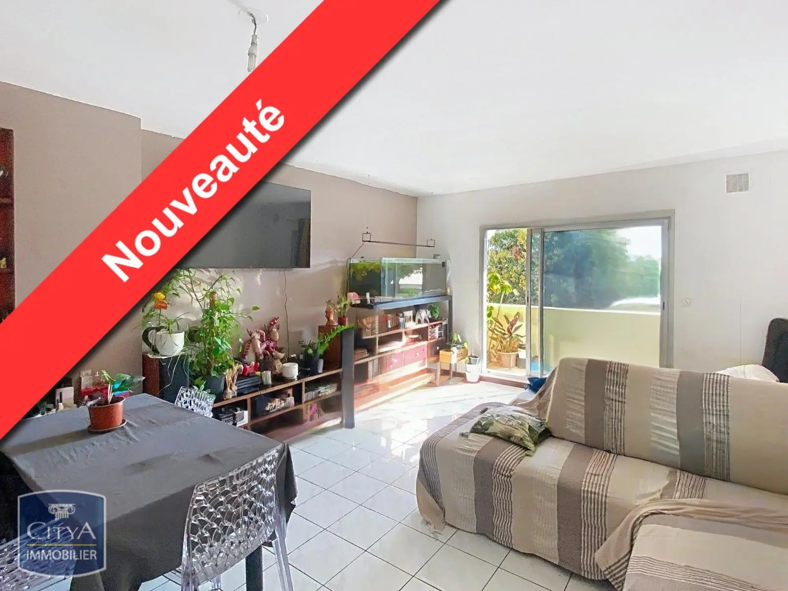 Photo 1 Appartement 1 pièce 45m²