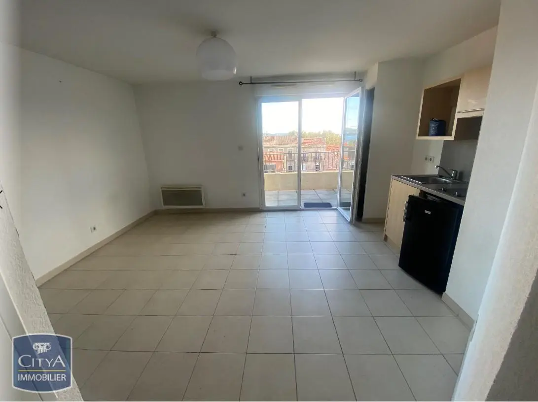 Photo 1 Appartement 1 pièce 24.12m²