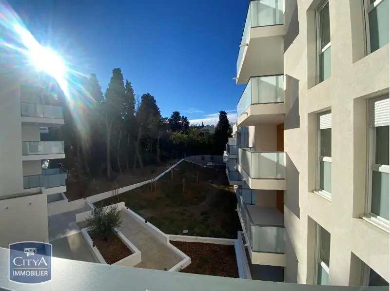 Photo 5 Appartement 1 pièce 27.2m²