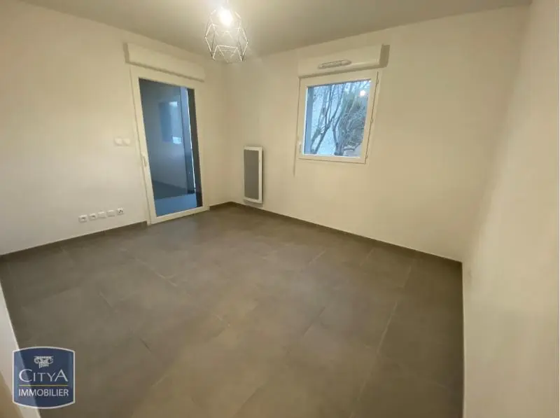 Photo 2 Appartement 1 pièce 26.1m²