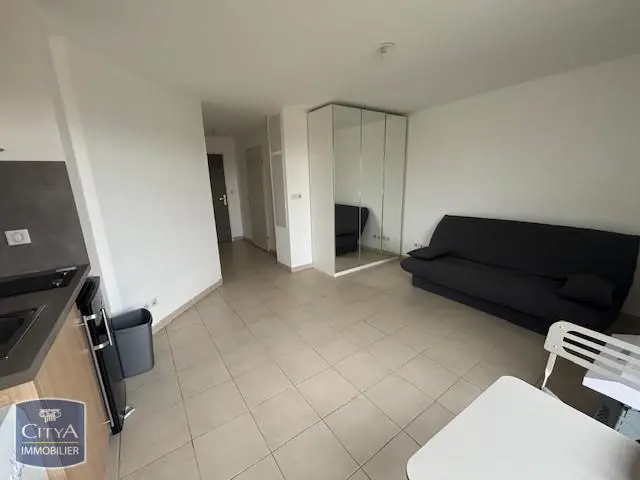 Photo 2 Appartement 1 pièce 24.12m²