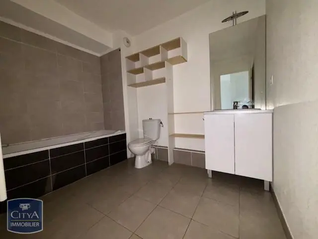 Photo 3 Appartement 1 pièce 34.1m²