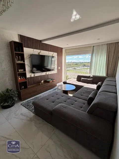 Photo 2 Appartement 3 pièces 77m²