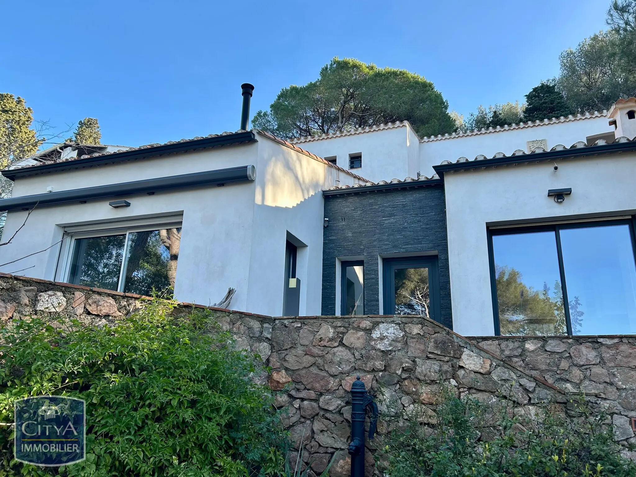 Photo 2 Maison 6 pièces 222m²