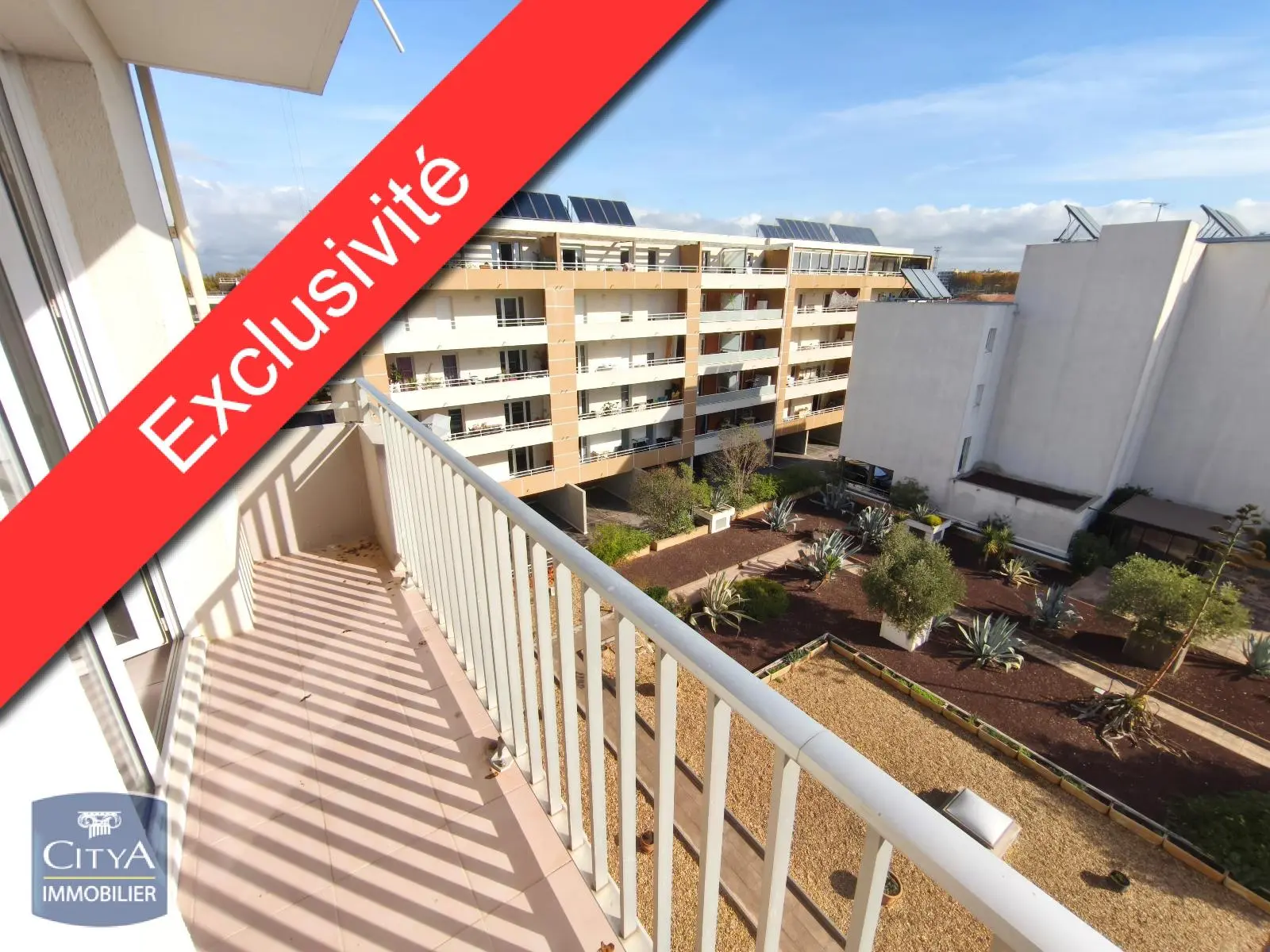 Photo 1 Appartement 1 pièce 29.8m²