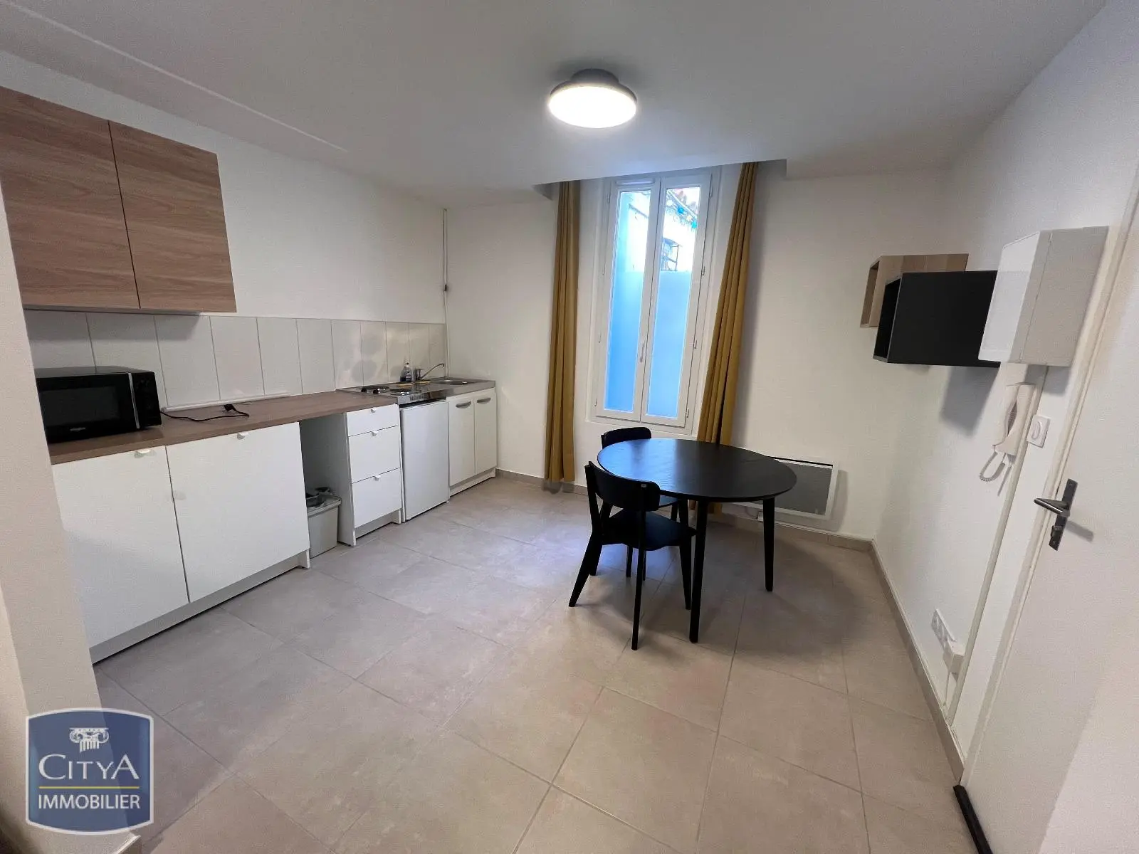 Photo 2 Appartement 1 pièce 26.91m²