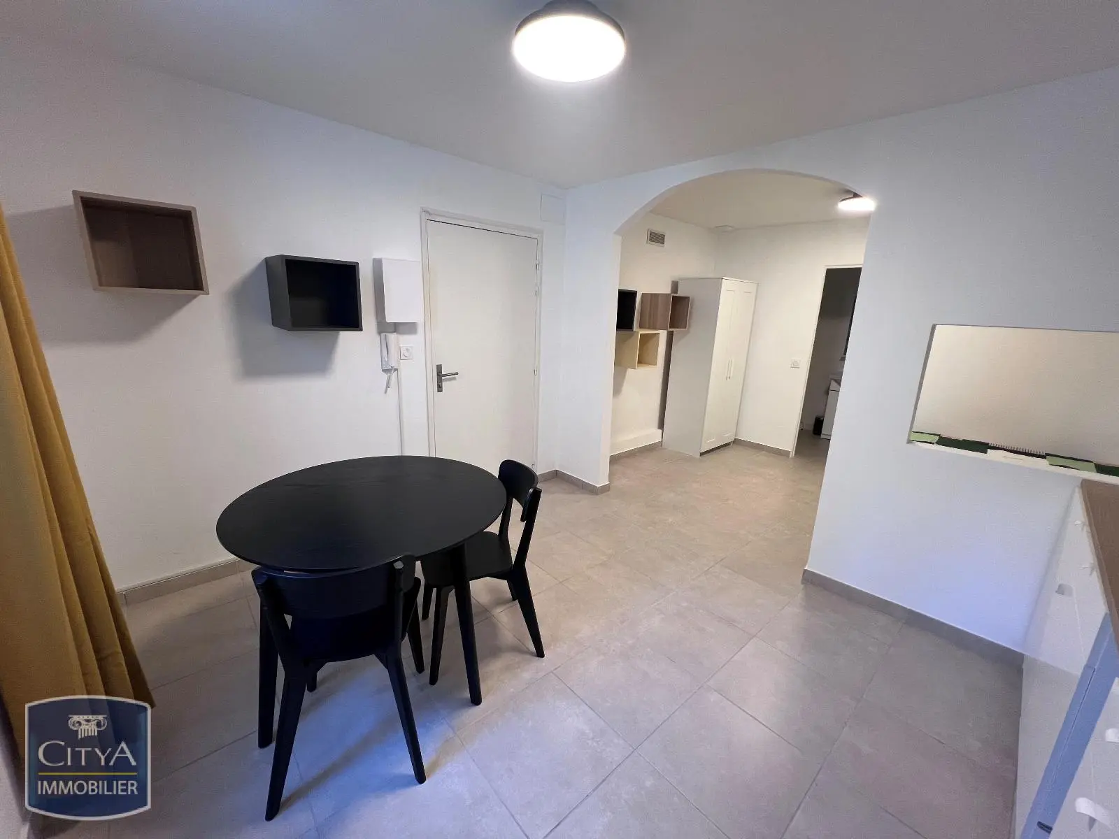 Photo 1 Appartement 1 pièce 26.91m²