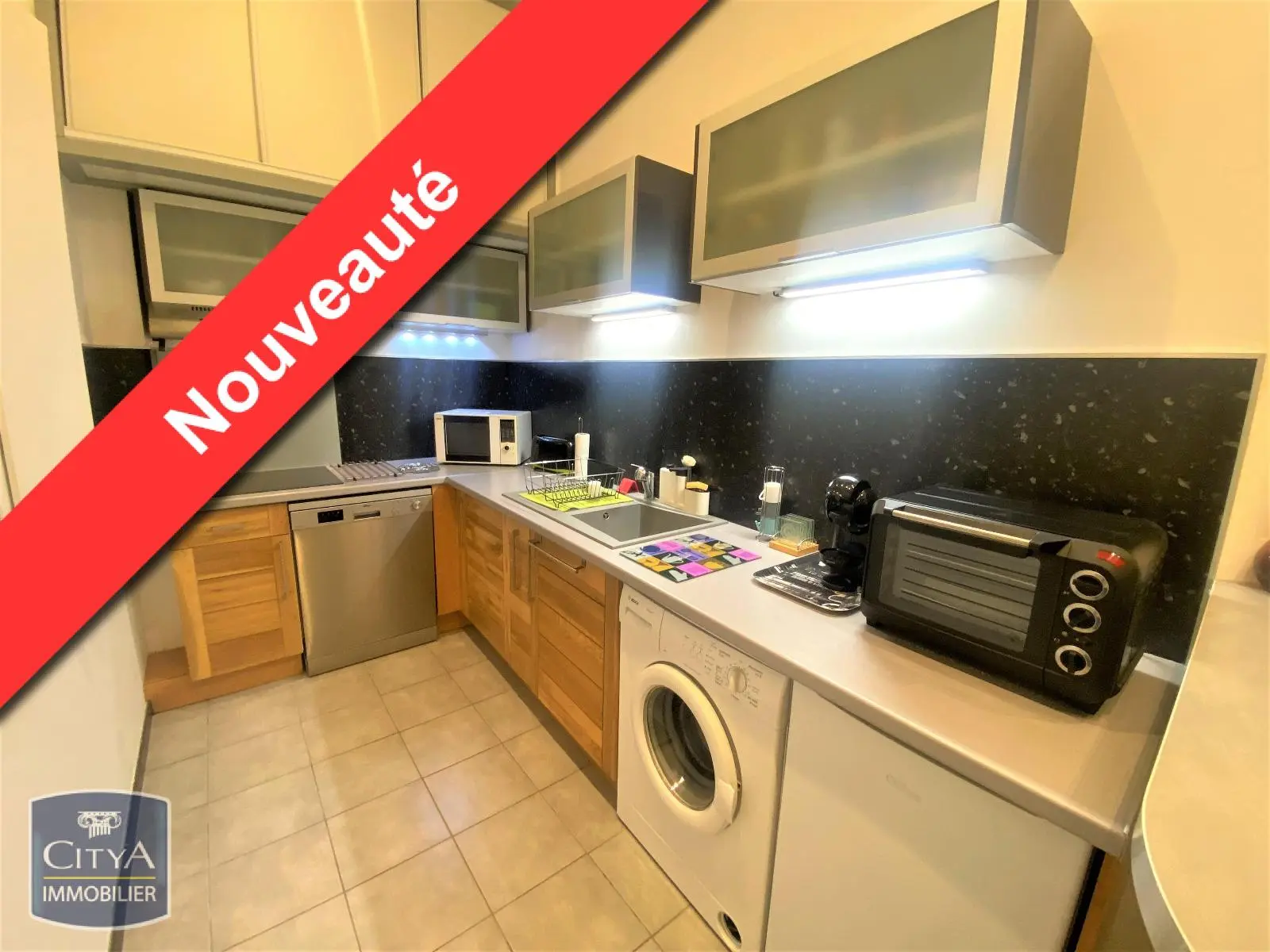 Photo 2 Appartement 1 pièce 33.27m²
