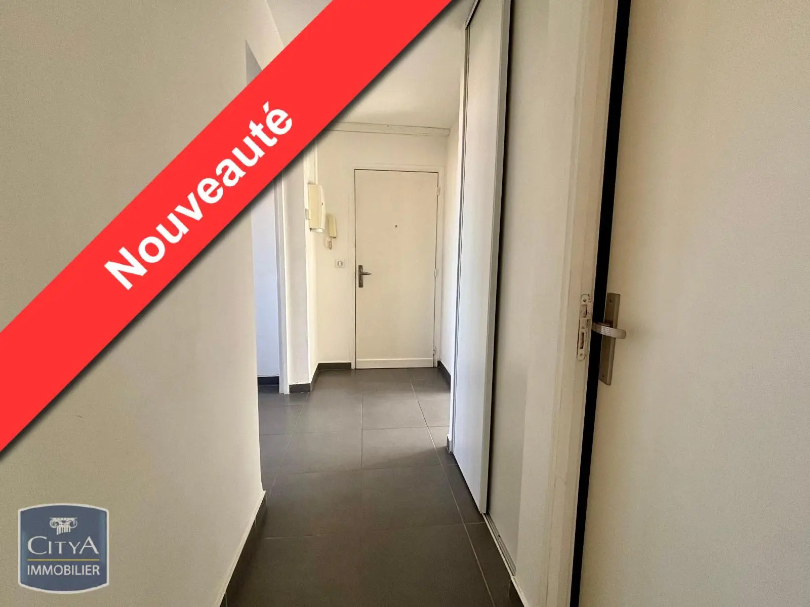 Photo 2 Appartement 3 pièces 56.16m²