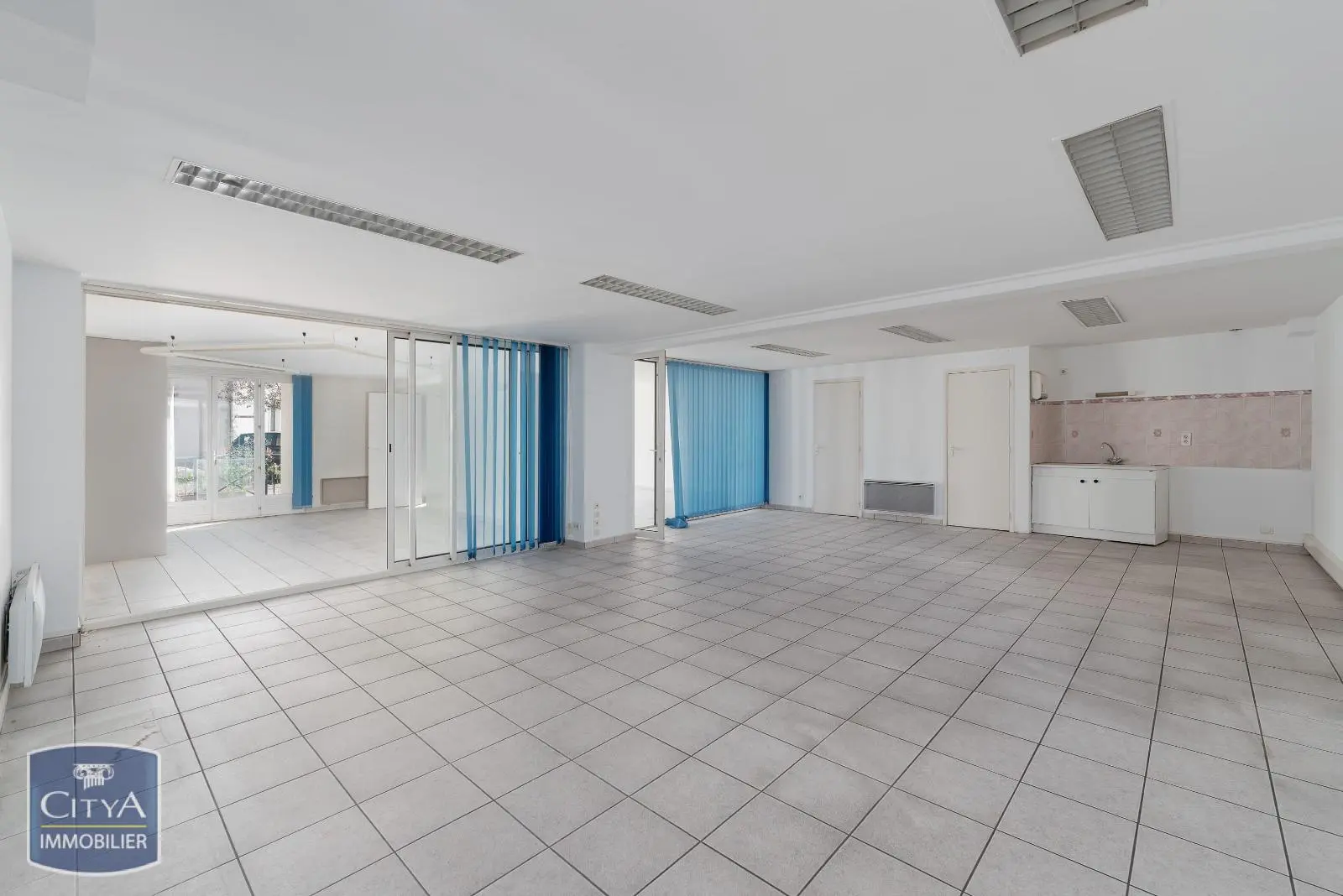 Photo 6 Local Commercial