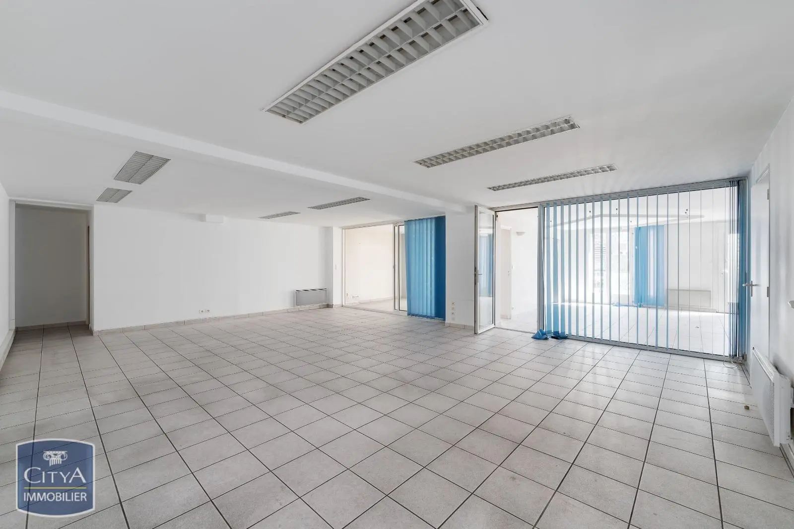 Photo 7 Local Commercial