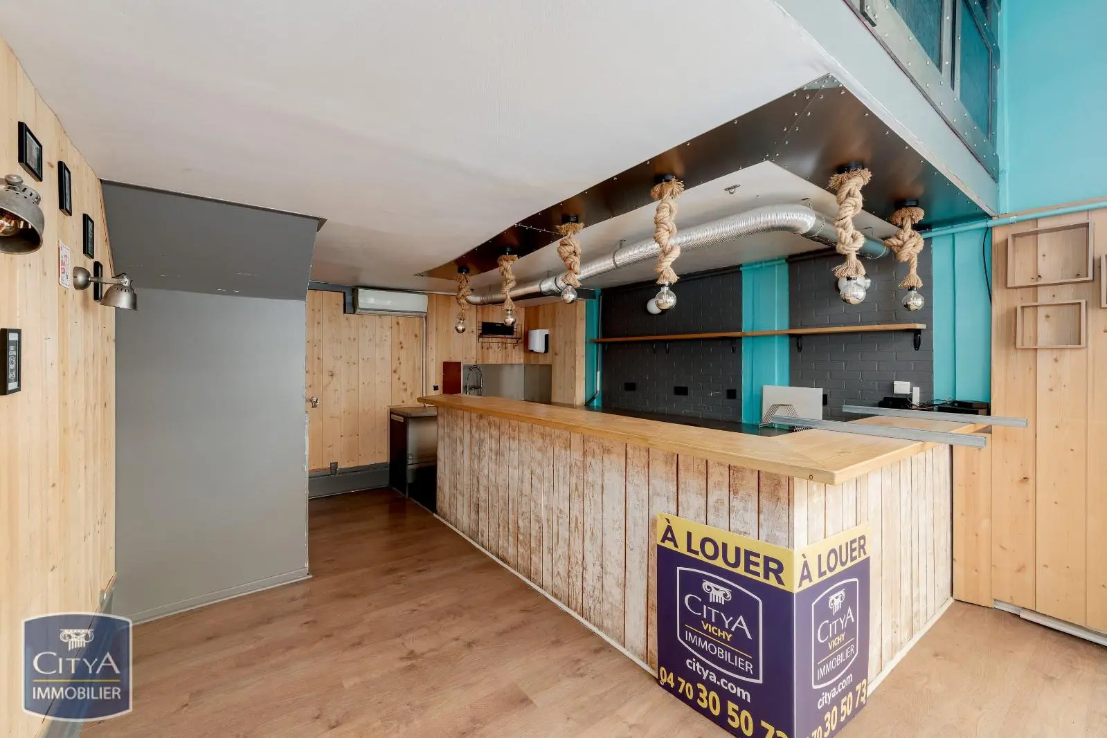 Photo 1 Local Commercial