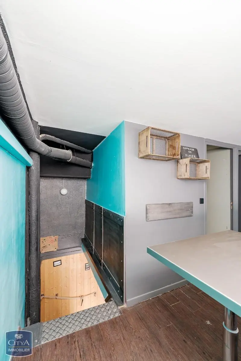 Photo 7 Local Commercial