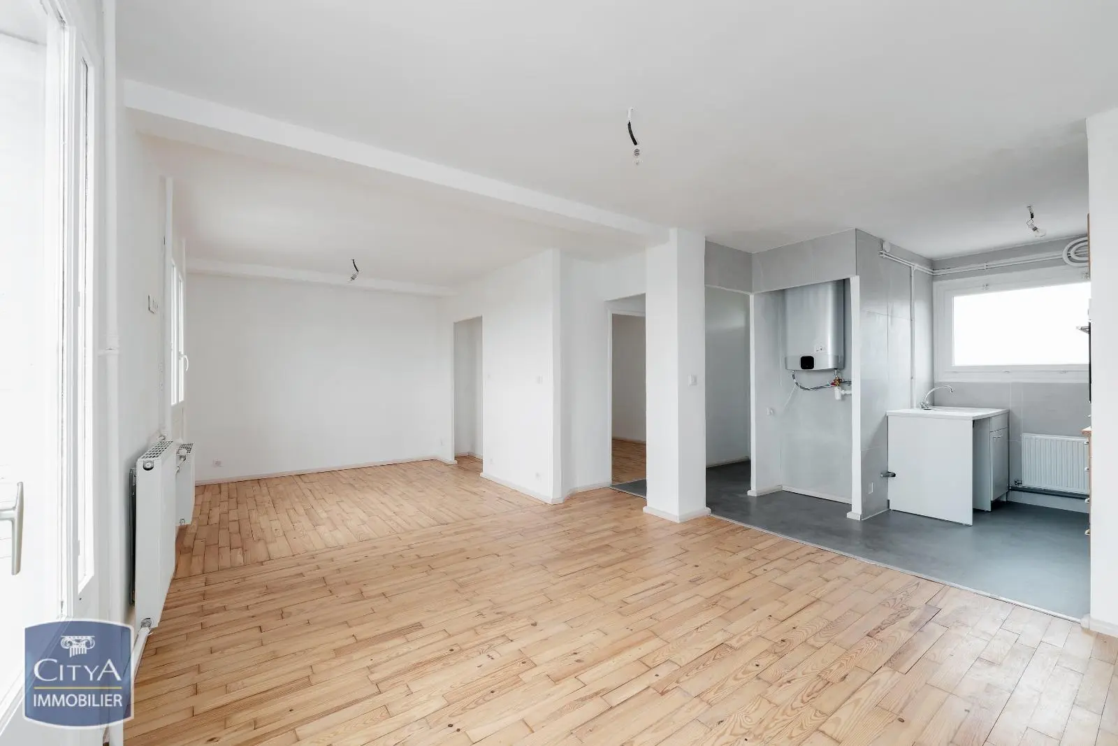 Photo 1 Appartement 4 pièces 80m²