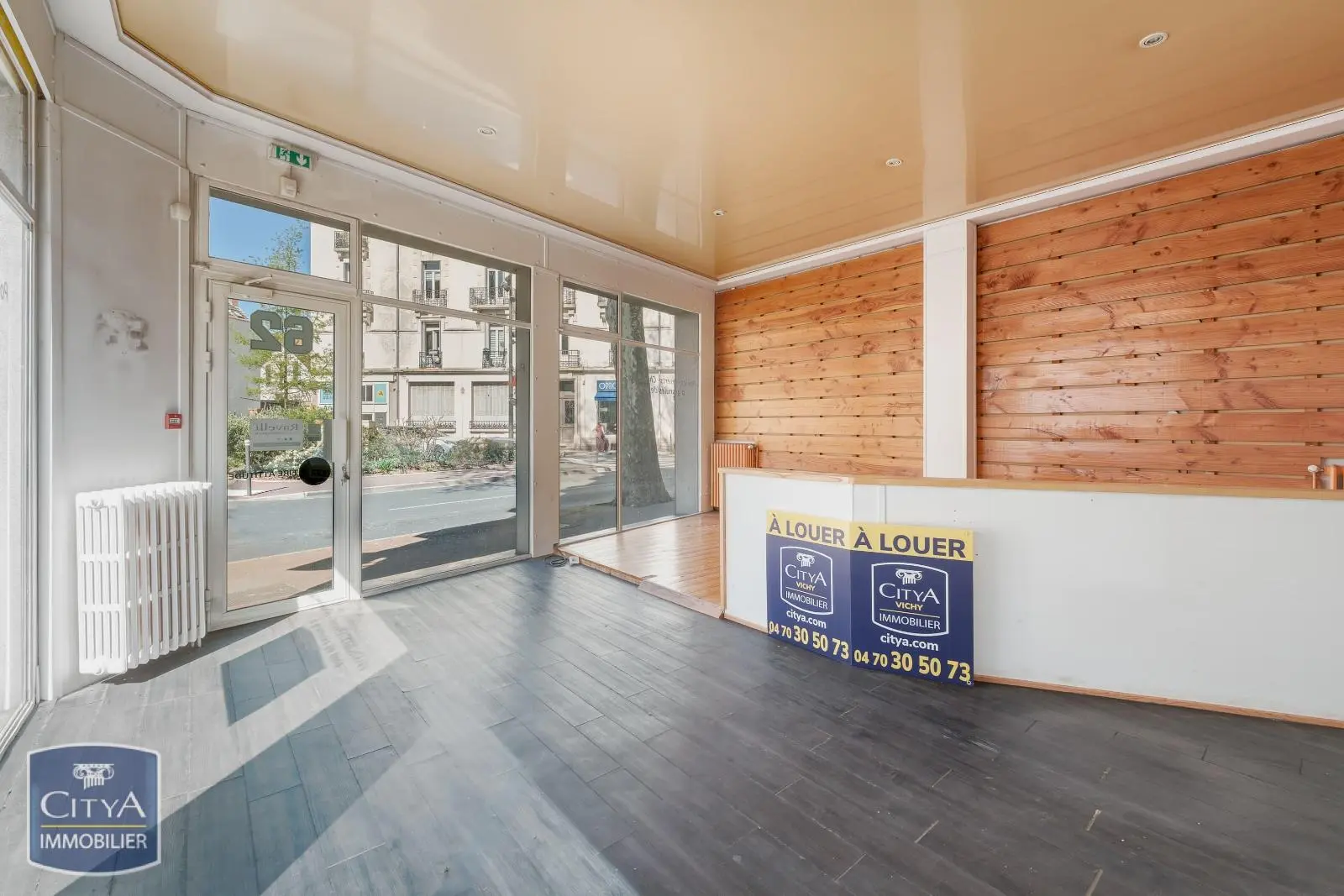 Photo 1 Local Commercial