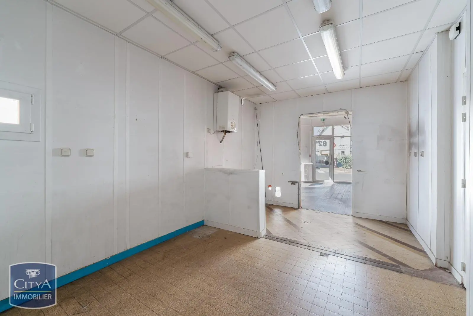 Photo 6 Local Commercial