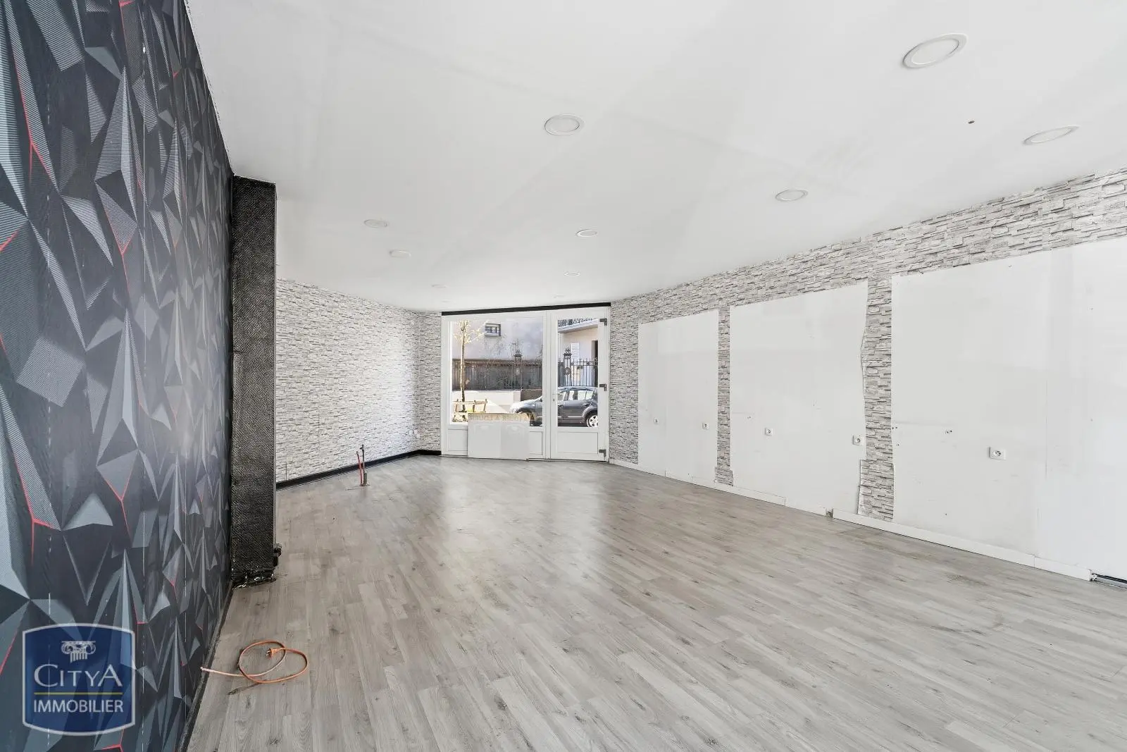 Photo 2 Local Commercial