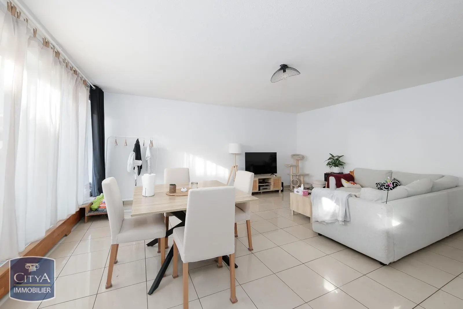 Photo 1 Appartement 3 pièces 94.12m²
