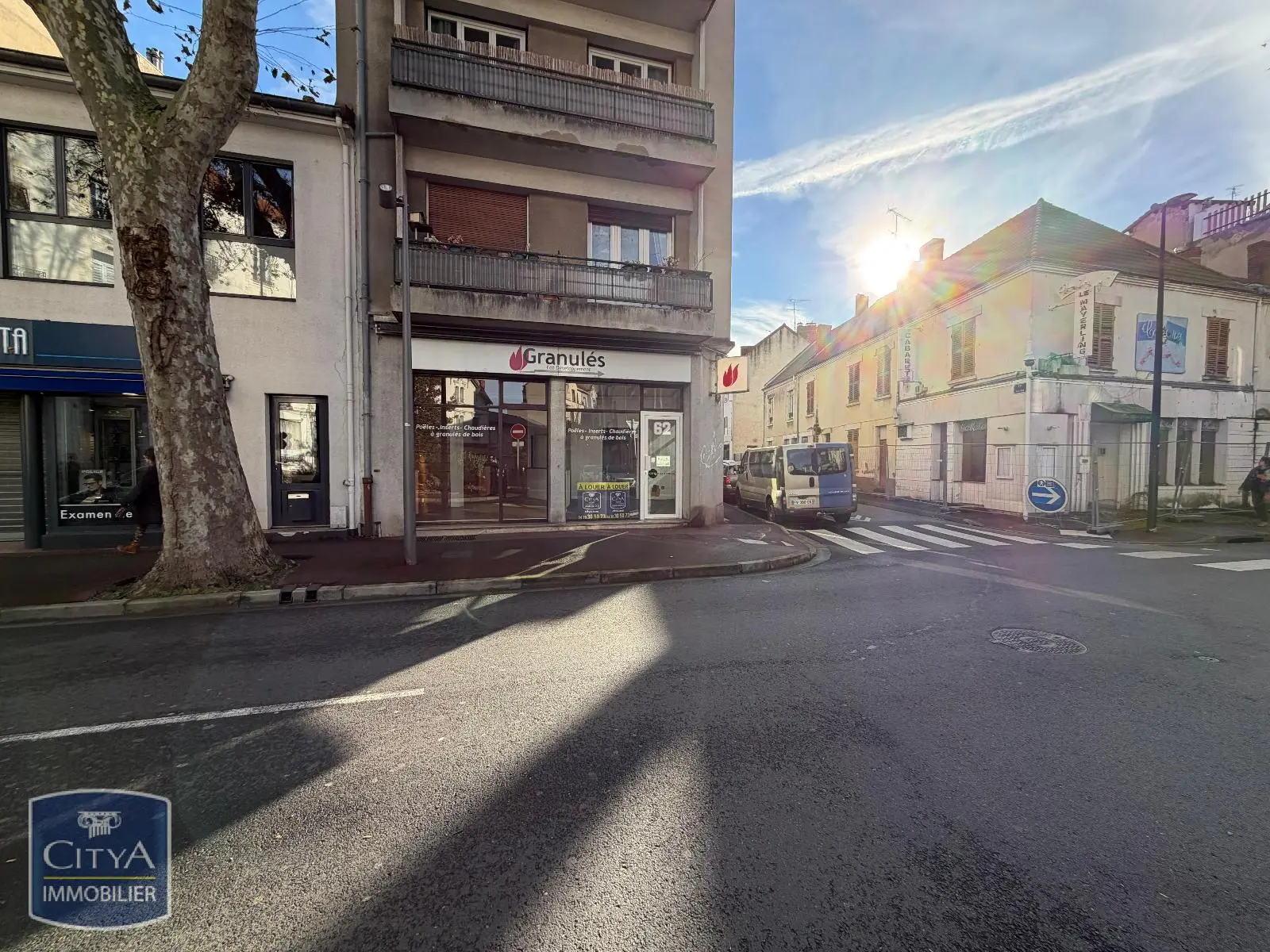 Photo 9 Local Commercial