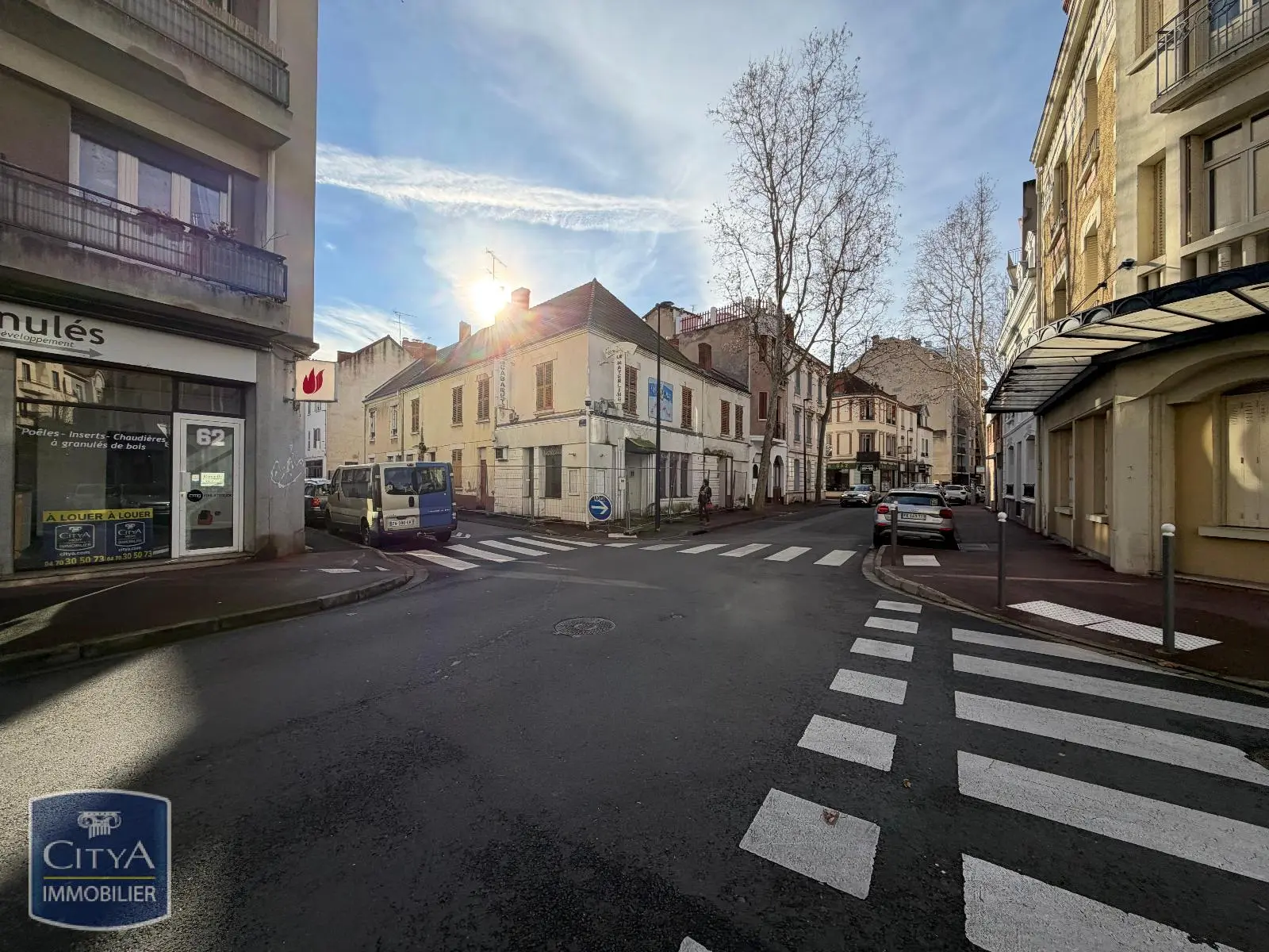 Photo 10 Local Commercial