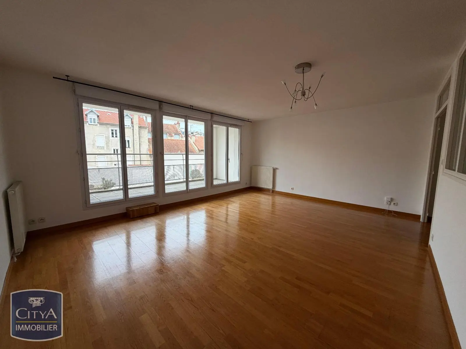 Photo 1 Appartement 3 pièces 79m²