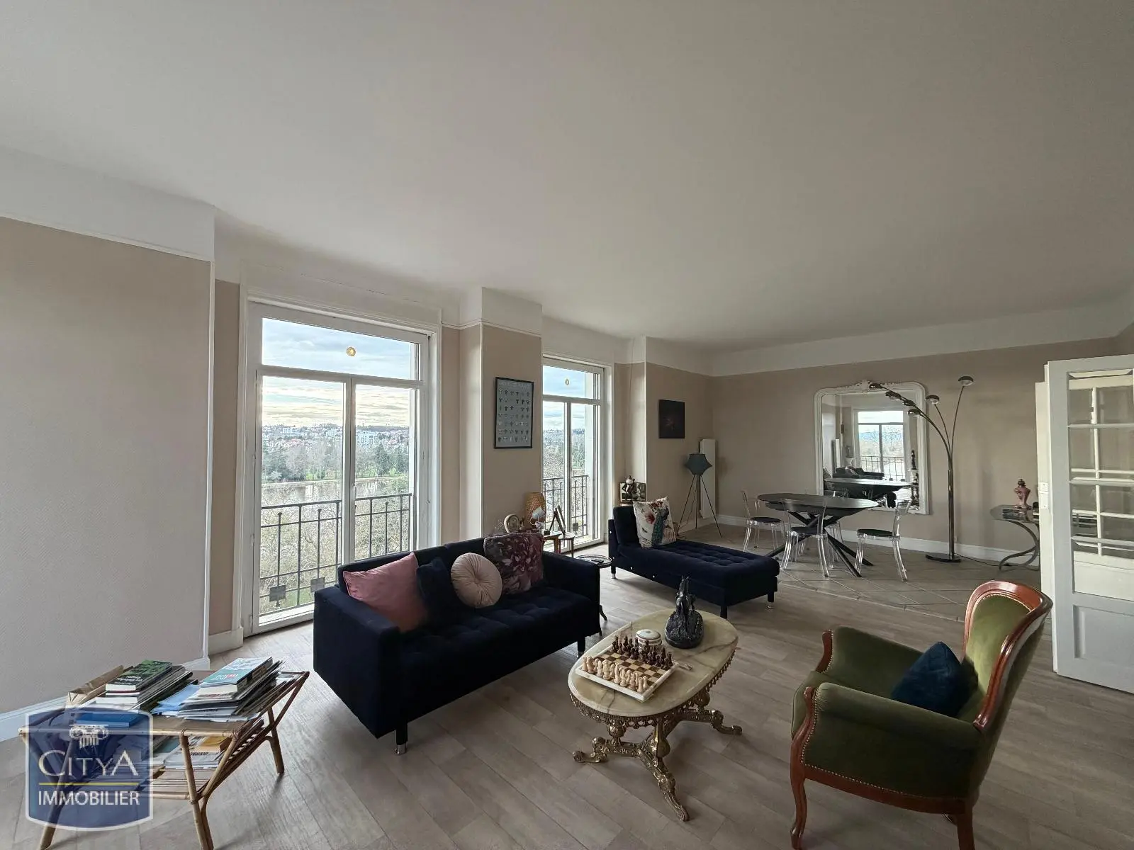 Photo 5 Appartement 2 pièces 96m²