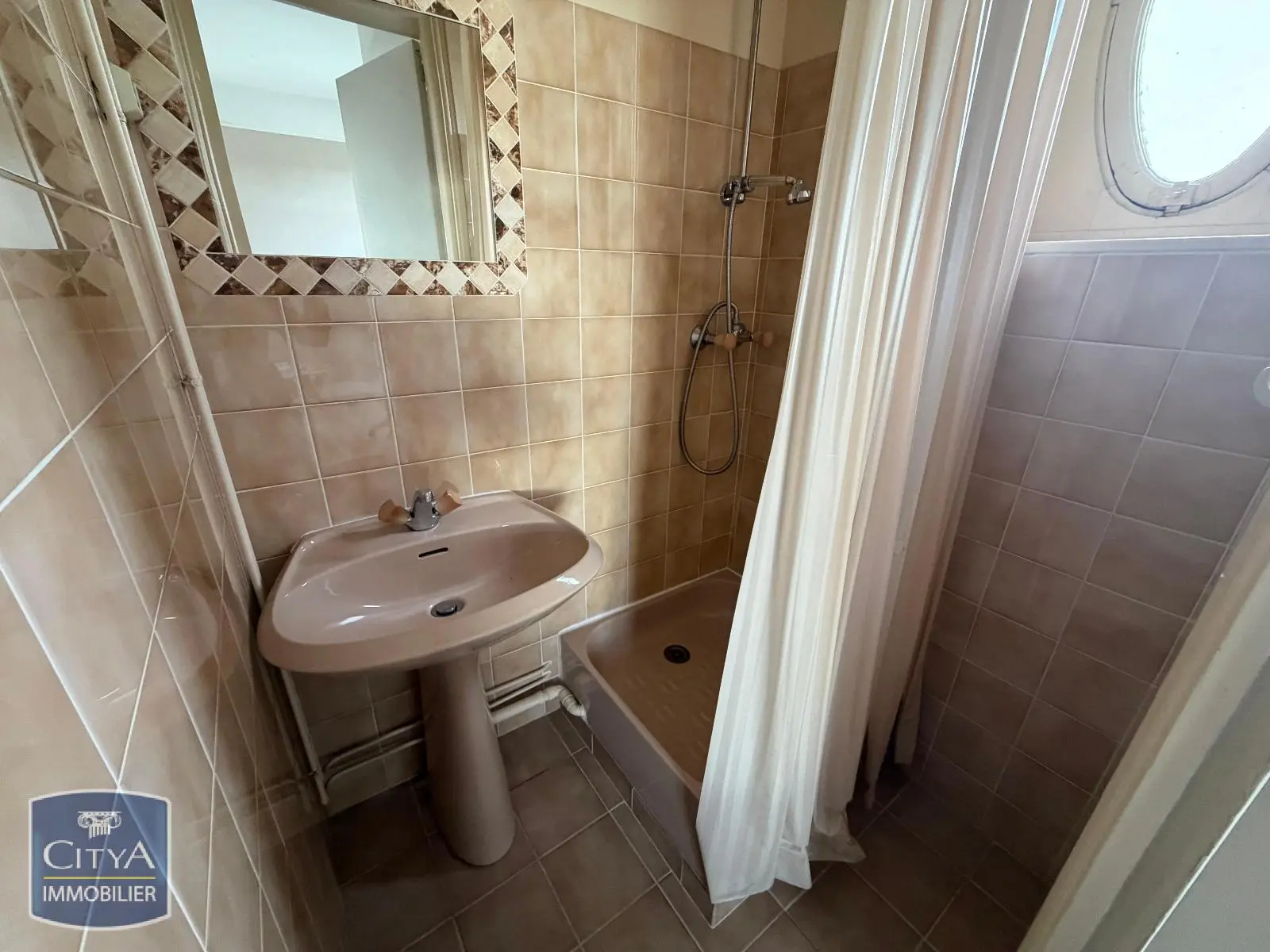 Photo 10 Appartement 2 pièces 96m²